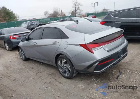 2025 Hyundai Elantra Sel Sport z USA, uszkodzony, nr VIN KMHLM4DG1SU925183